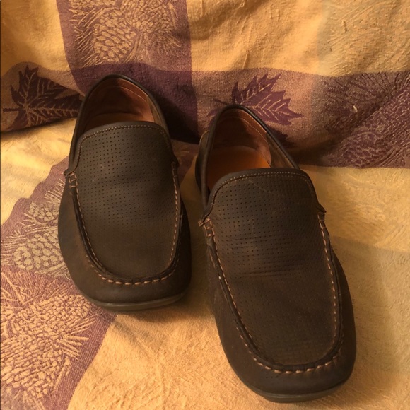 Tommy Bahama Venetian Leather Loafers - Picture 9 of 12